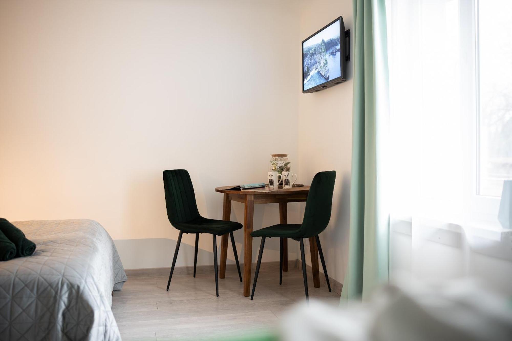 Green Garden & Private Parking Apartments With Playground Riga Exterior foto